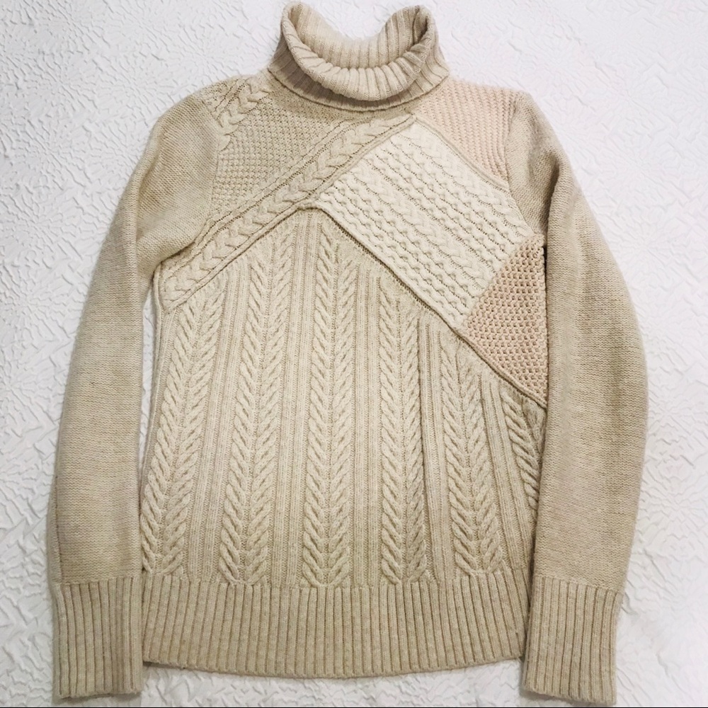 COPY - GAP Wool Cable Knit Turtleneck Sweater